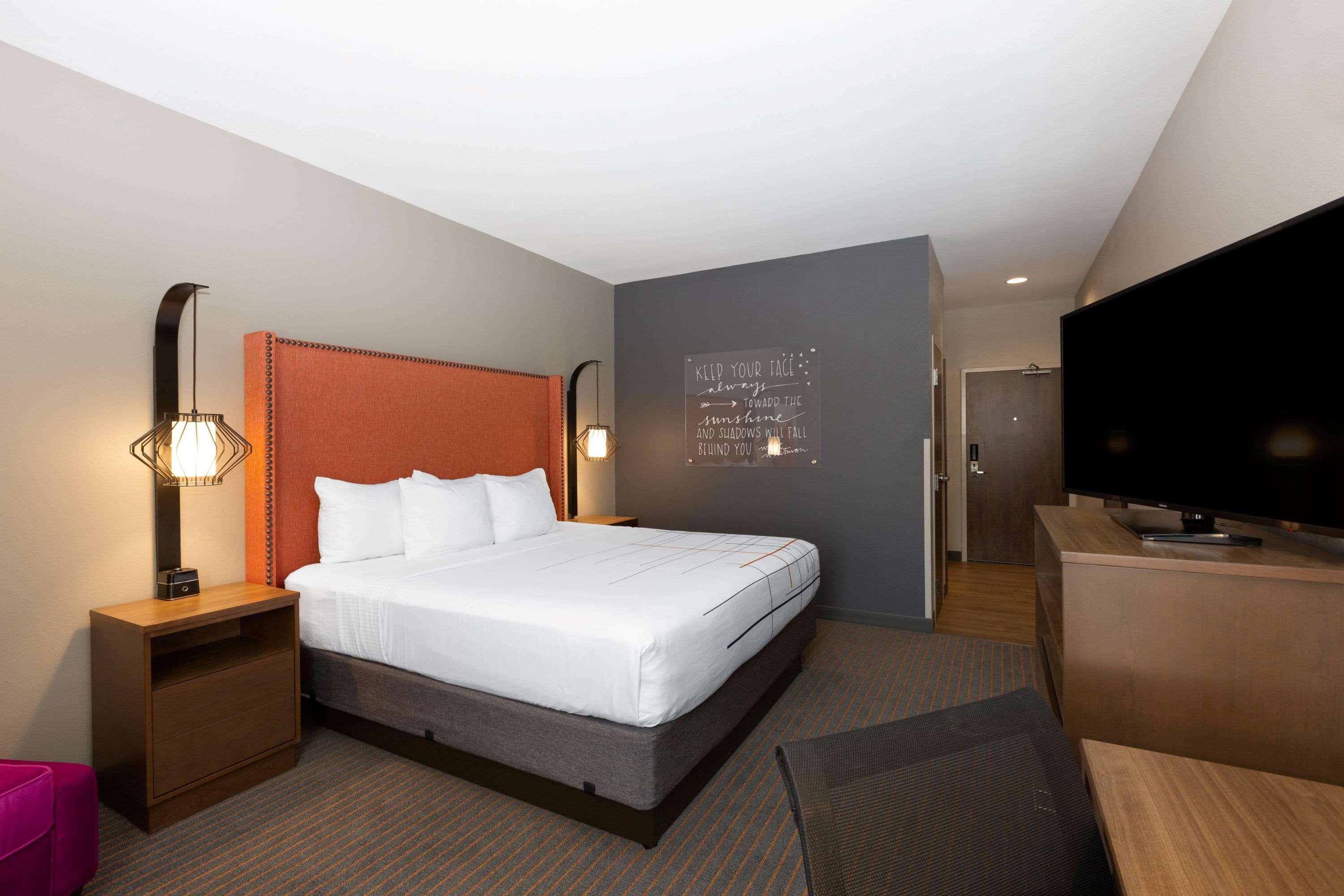La Quinta By Wyndham Altoona Des Moines Hotel Екстериор снимка
